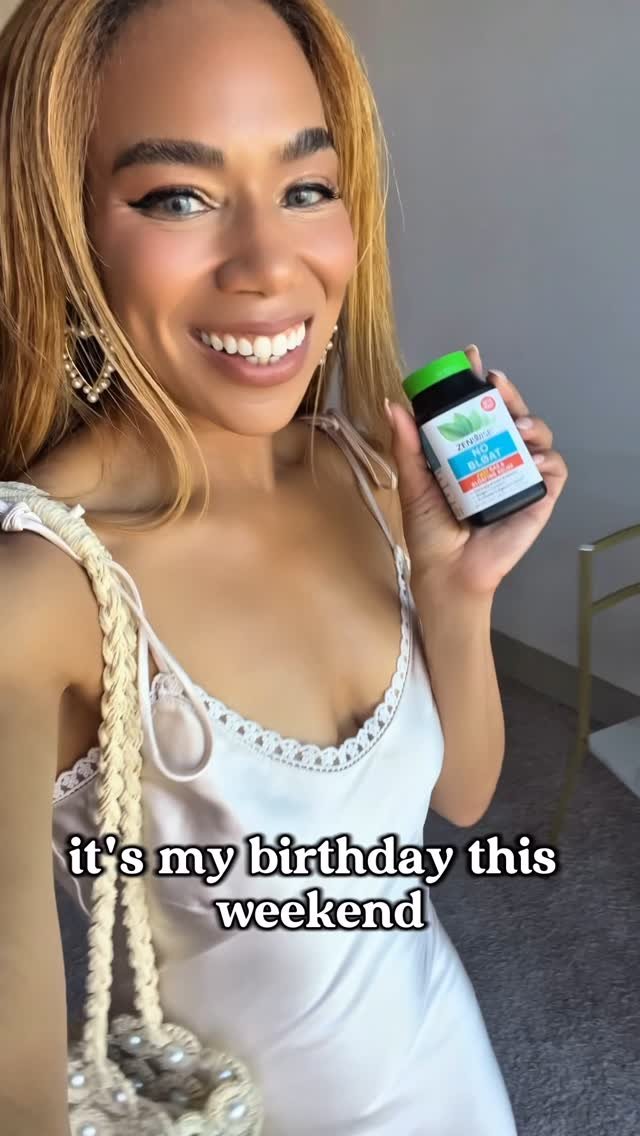 Birthday weekend indulgence, bloat-free! 🎂 @zenwisehealth digest has my back with 9 powerful enzymes, probiotics, and prebiotics for fast relief and lasting gut support. 🙌 Means I can enjoy the festivities without feeling weighed down - and still crush my workout the next day! 💪
#birthdaygirl #nomoDebloat #guthealth #zenwise #daisijoreviews